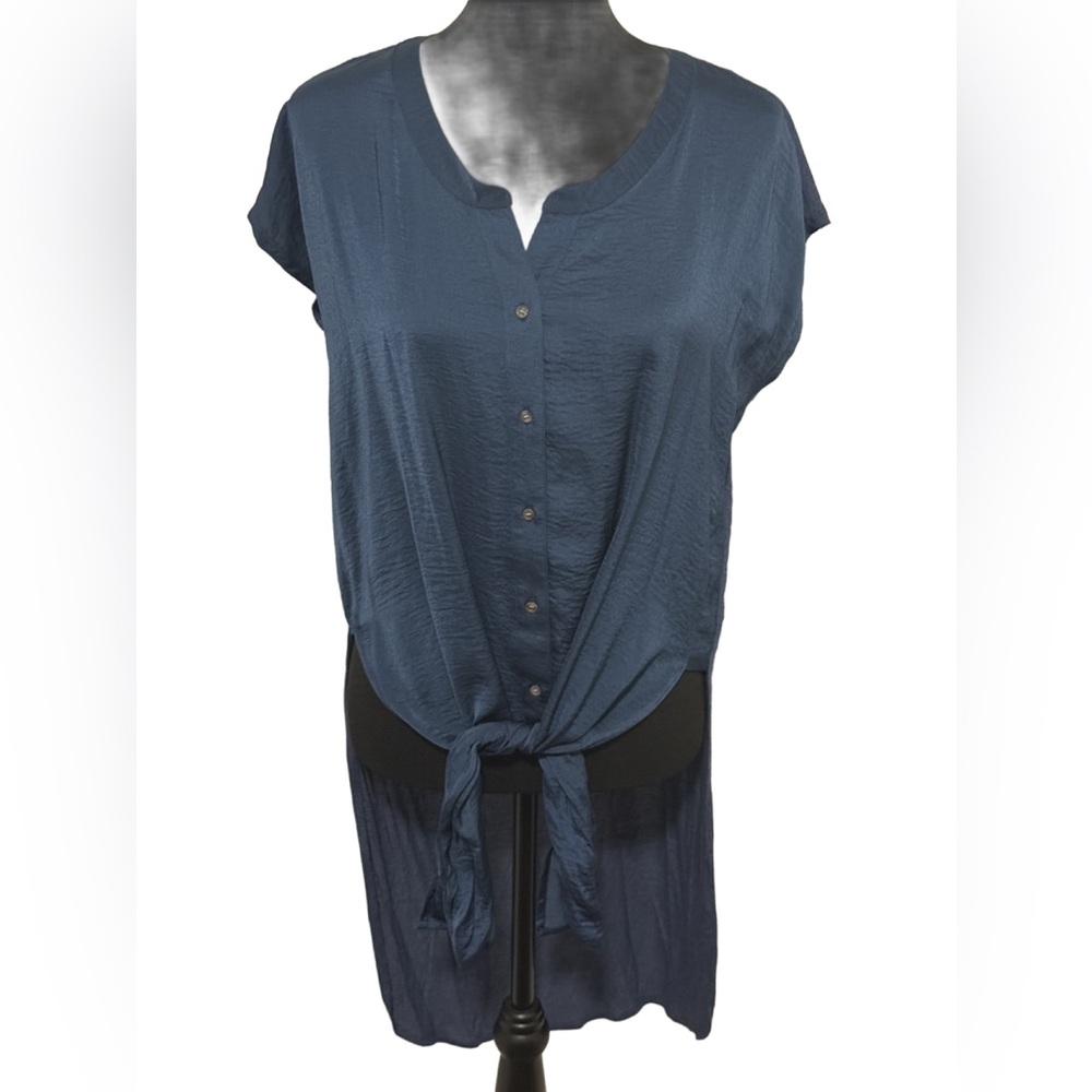 Two by Vince Camuto Navy Button-Down Shirt